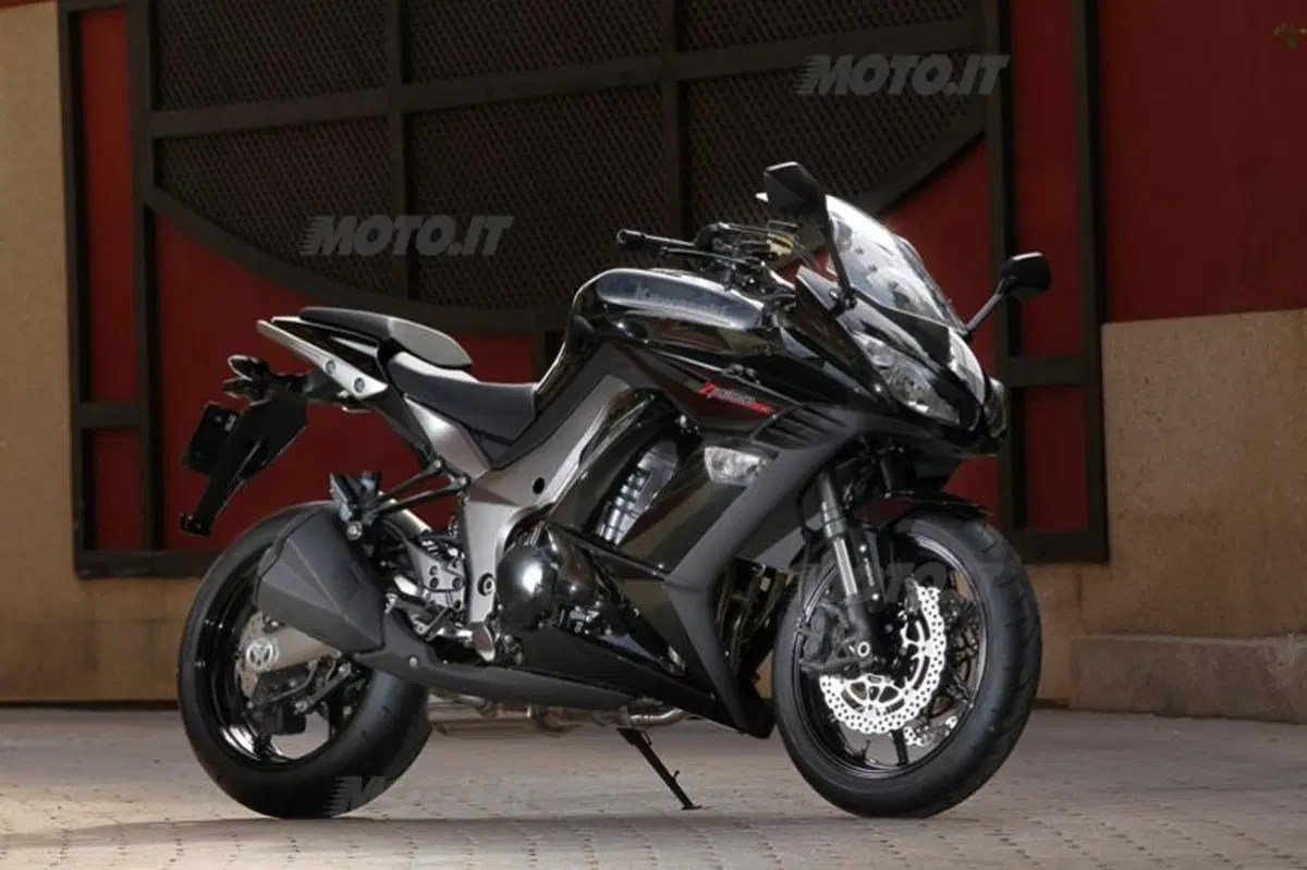 Kawasaki Z 1000 SX (20)