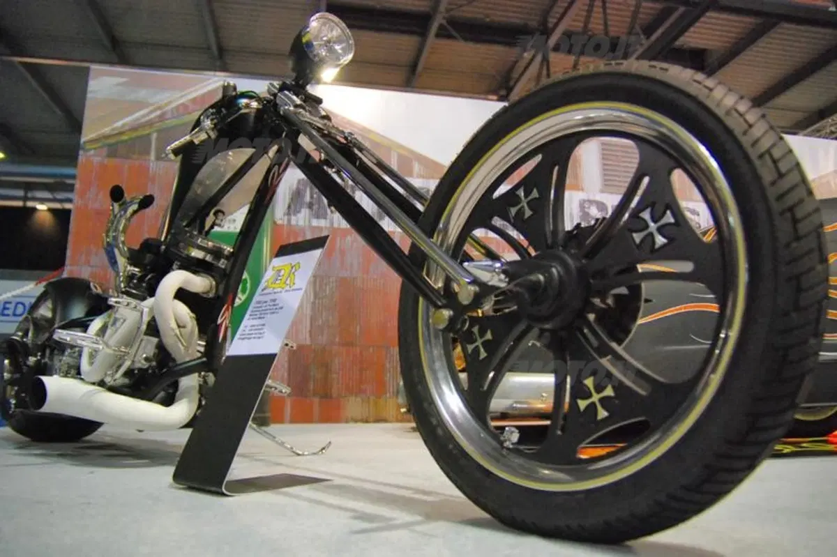 EICMA Custom City, la città del custom (33)