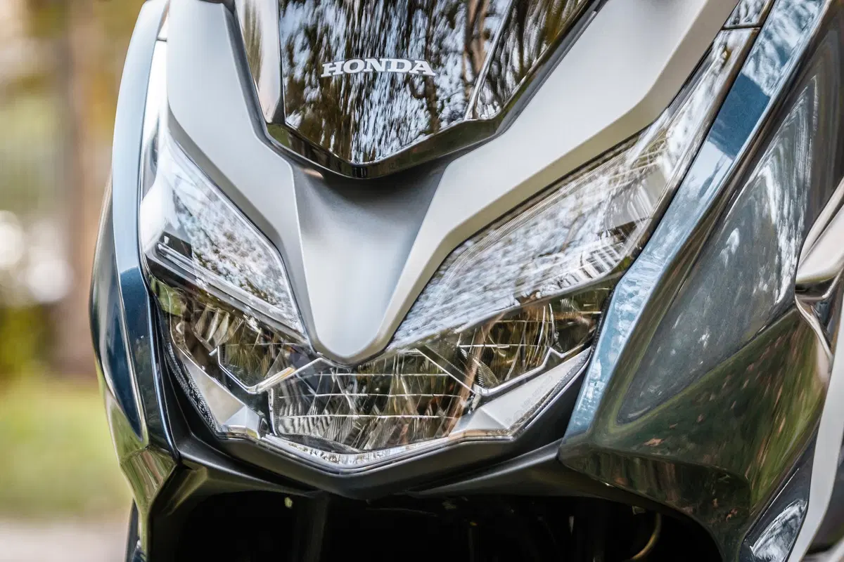 Honda Forza 300 vs. Yamaha XMAX 300