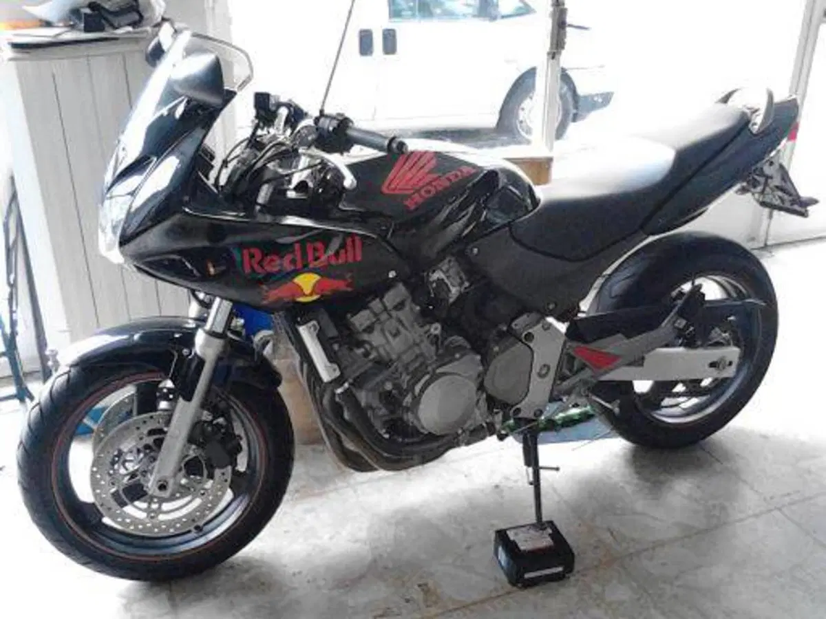 Honda Hornet 600 S (1999 - 01)