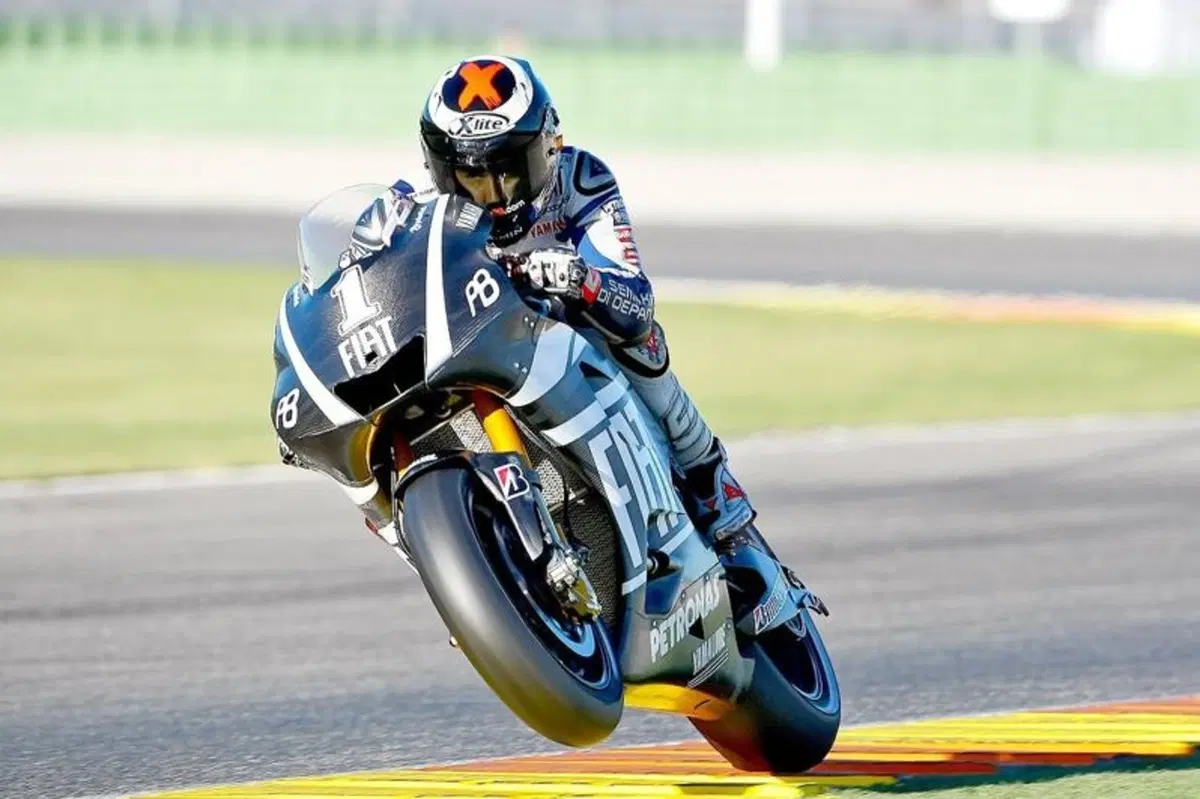 Test Valencia. Rossi decimo, primo Lorenzo poi Stoner. I commenti dal box (3)