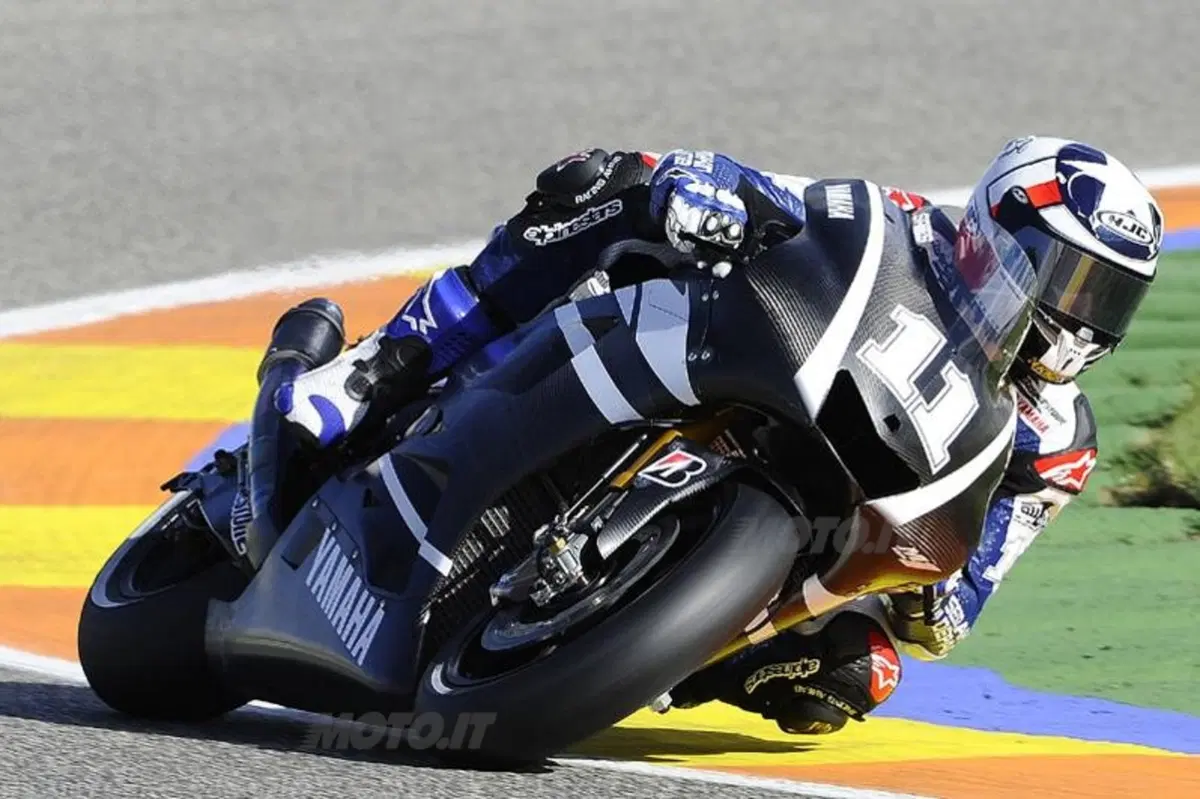 Test Valencia. Rossi decimo, primo Lorenzo poi Stoner. I commenti dal box (5)