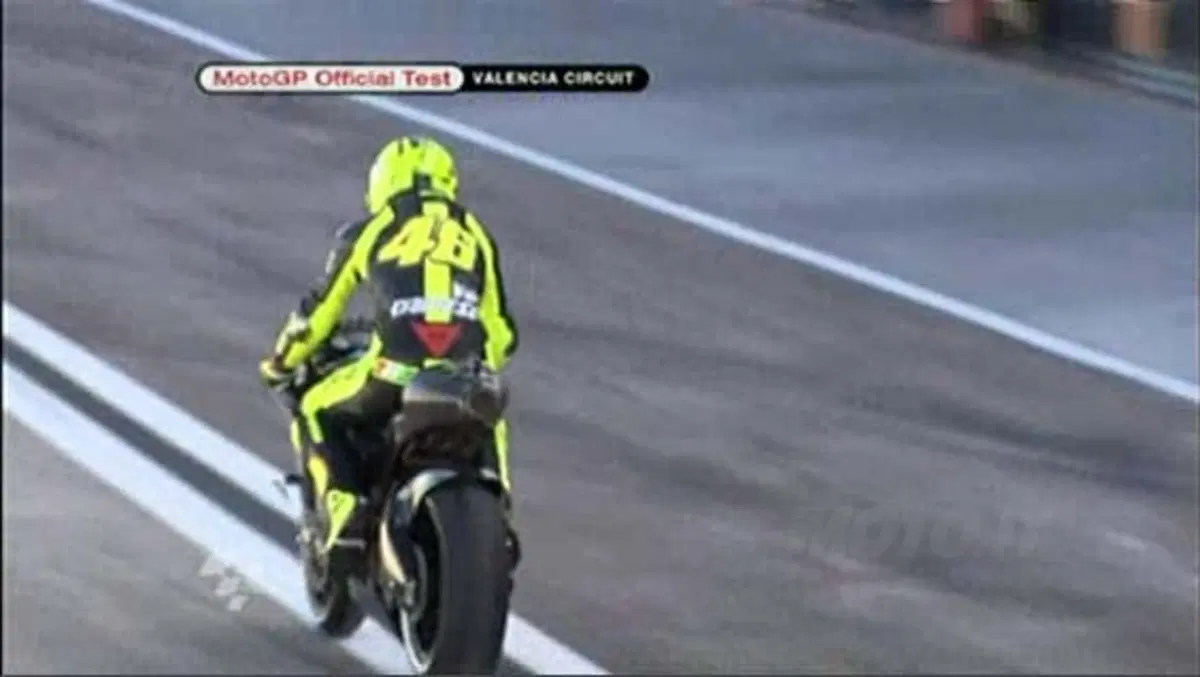 Test Valencia. Rossi decimo, primo Lorenzo poi Stoner. I commenti dal box (10)