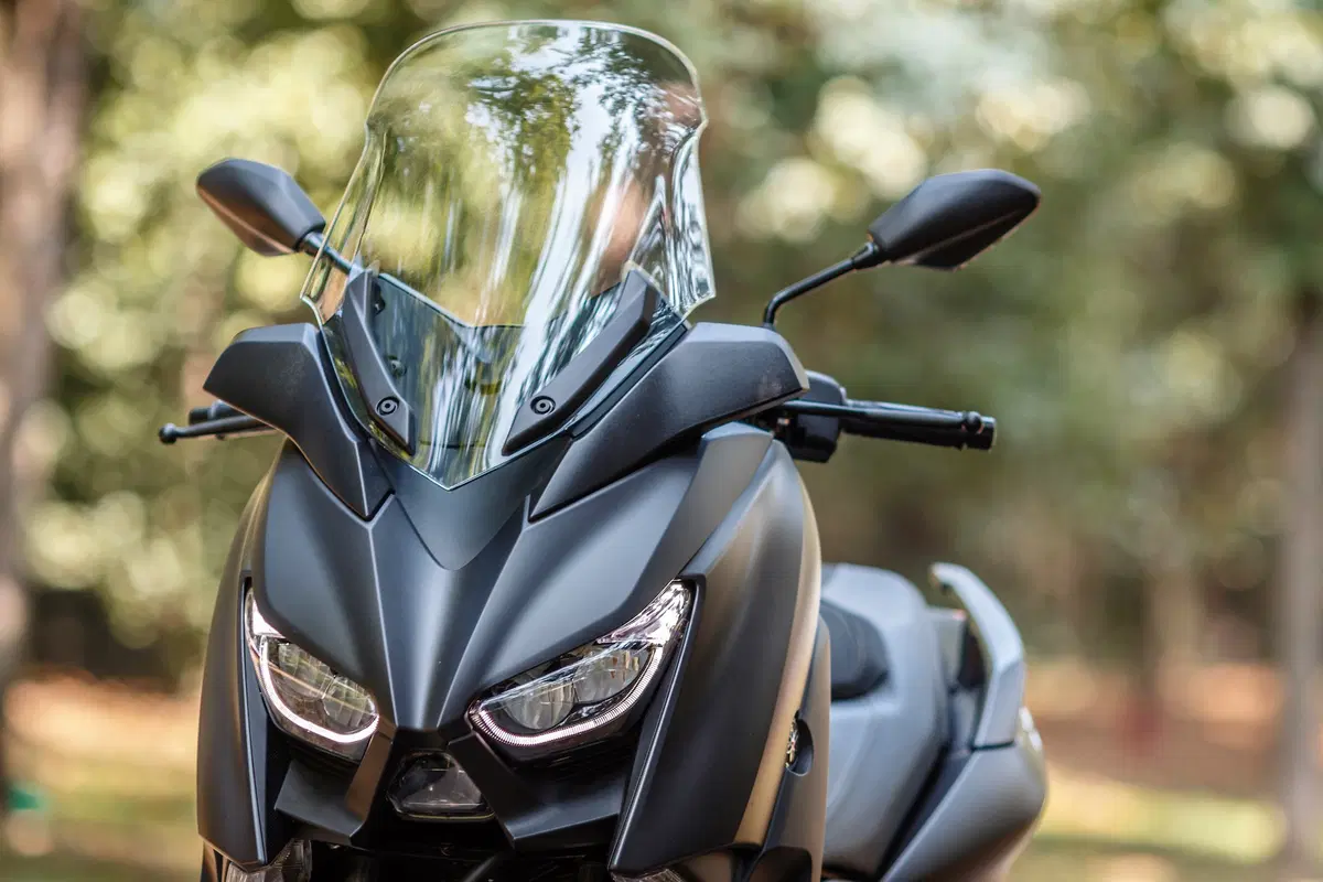 Honda Forza 300 vs. Yamaha XMAX 300 (6)