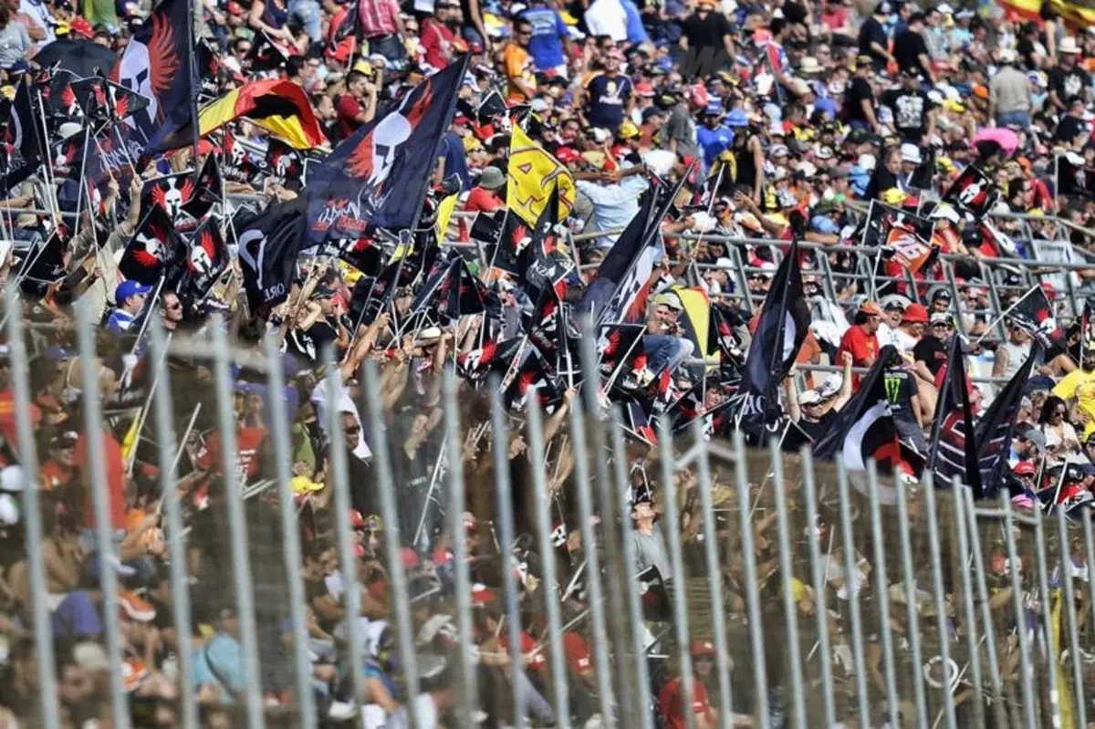 MotoGP. Le foto inedite del GP di Valencia