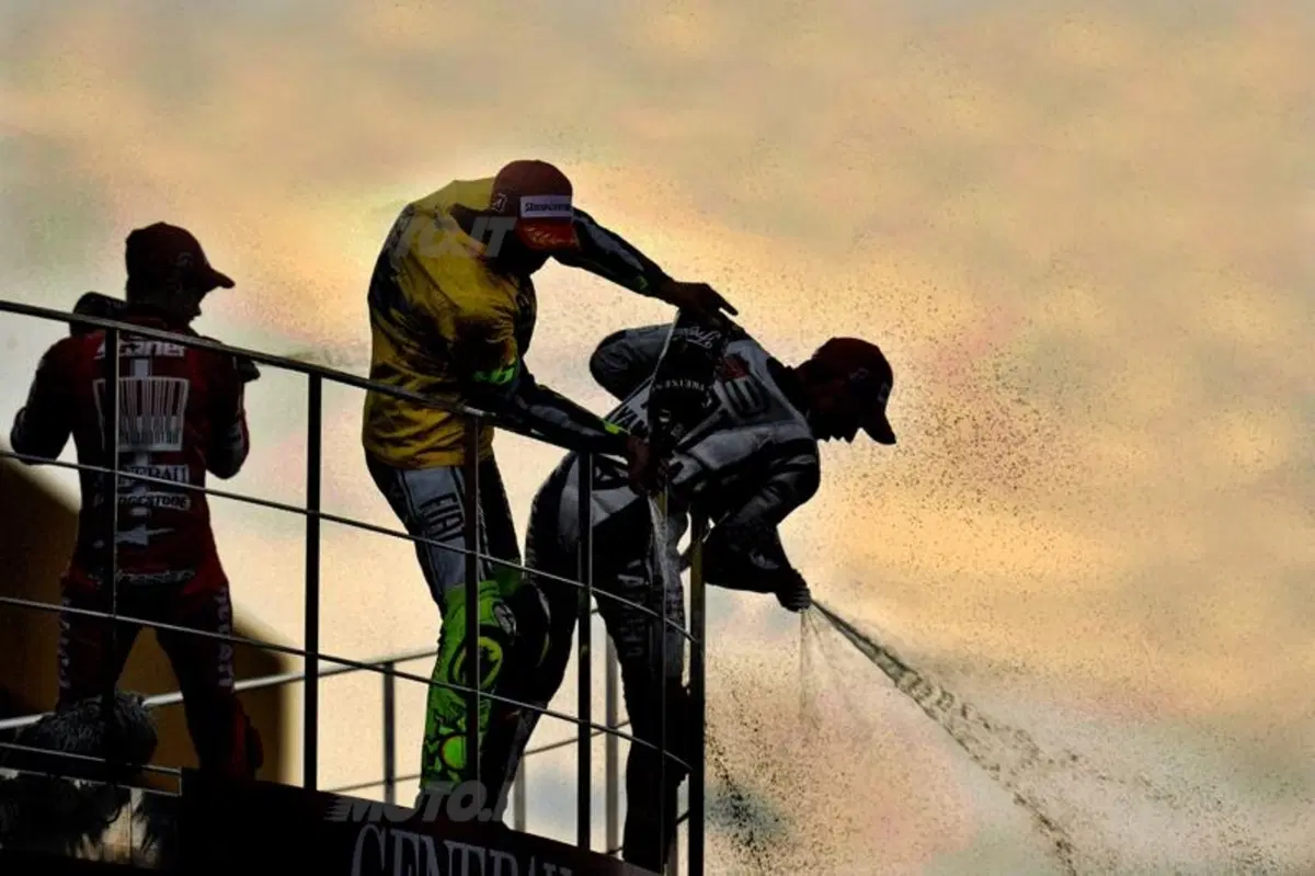 MotoGP. Le foto inedite del GP di Valencia (5)