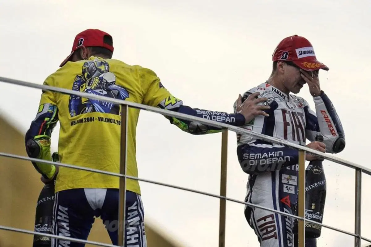 MotoGP. Le foto inedite del GP di Valencia (7)
