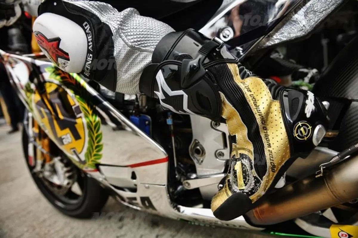 MotoGP. Le foto inedite del GP di Valencia (24)