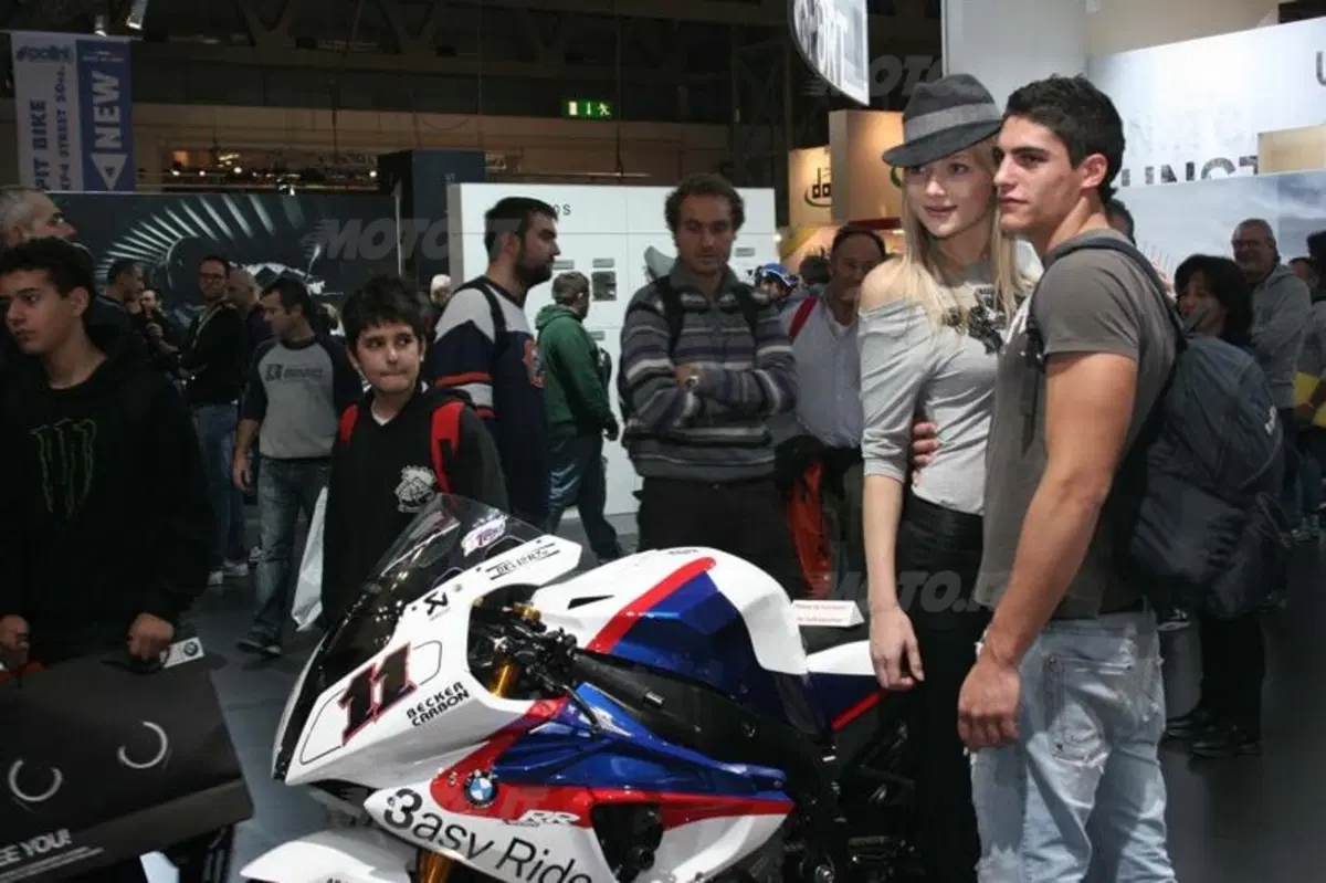 Girls ad Eicma 2010. Un'altra fotogallery da non perdere! (14)
