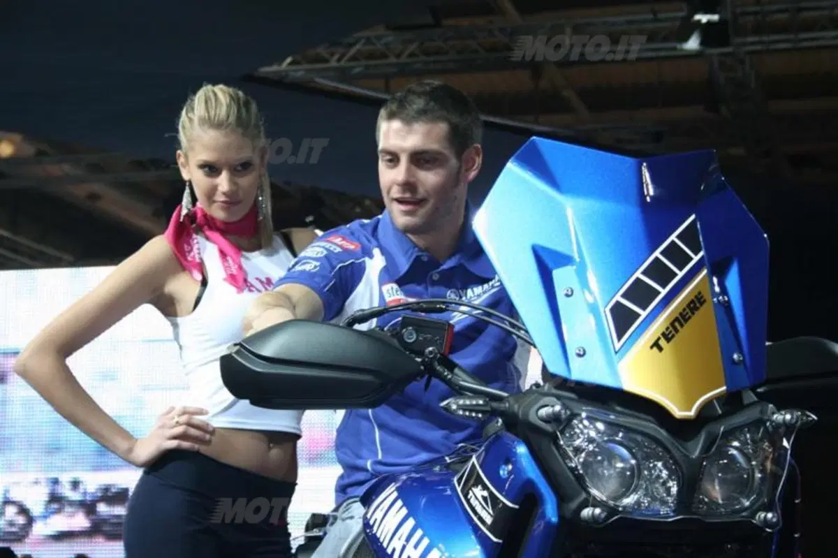 Girls ad Eicma 2010. Un'altra fotogallery da non perdere! (19)