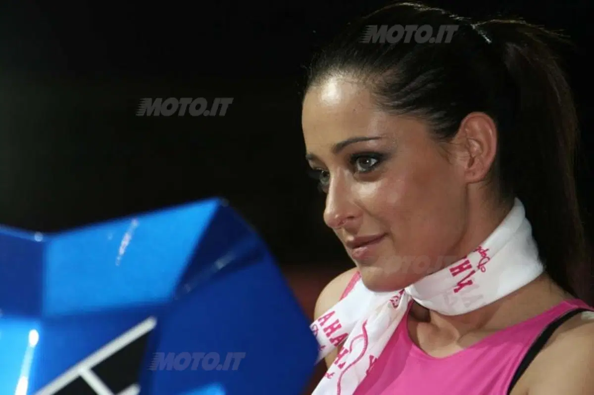 Girls ad Eicma 2010. Un'altra fotogallery da non perdere! (23)