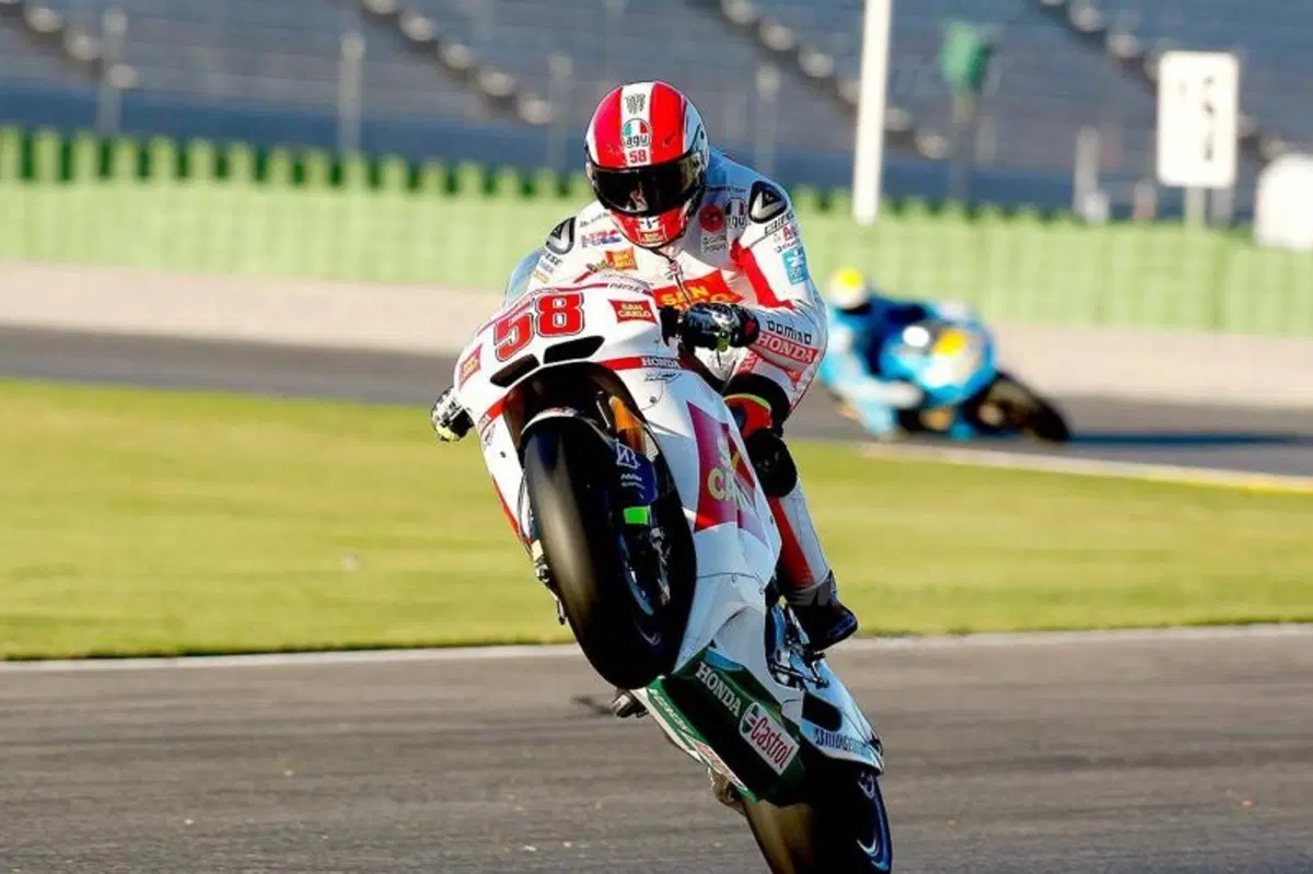 Test. Stoner il più veloce. Rossi fatica (3)