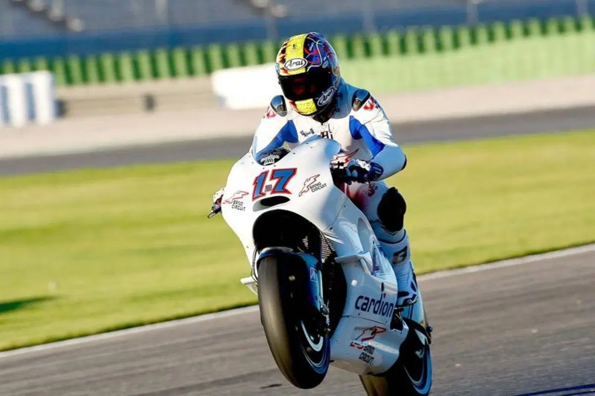Test. Stoner il più veloce. Rossi fatica (9)