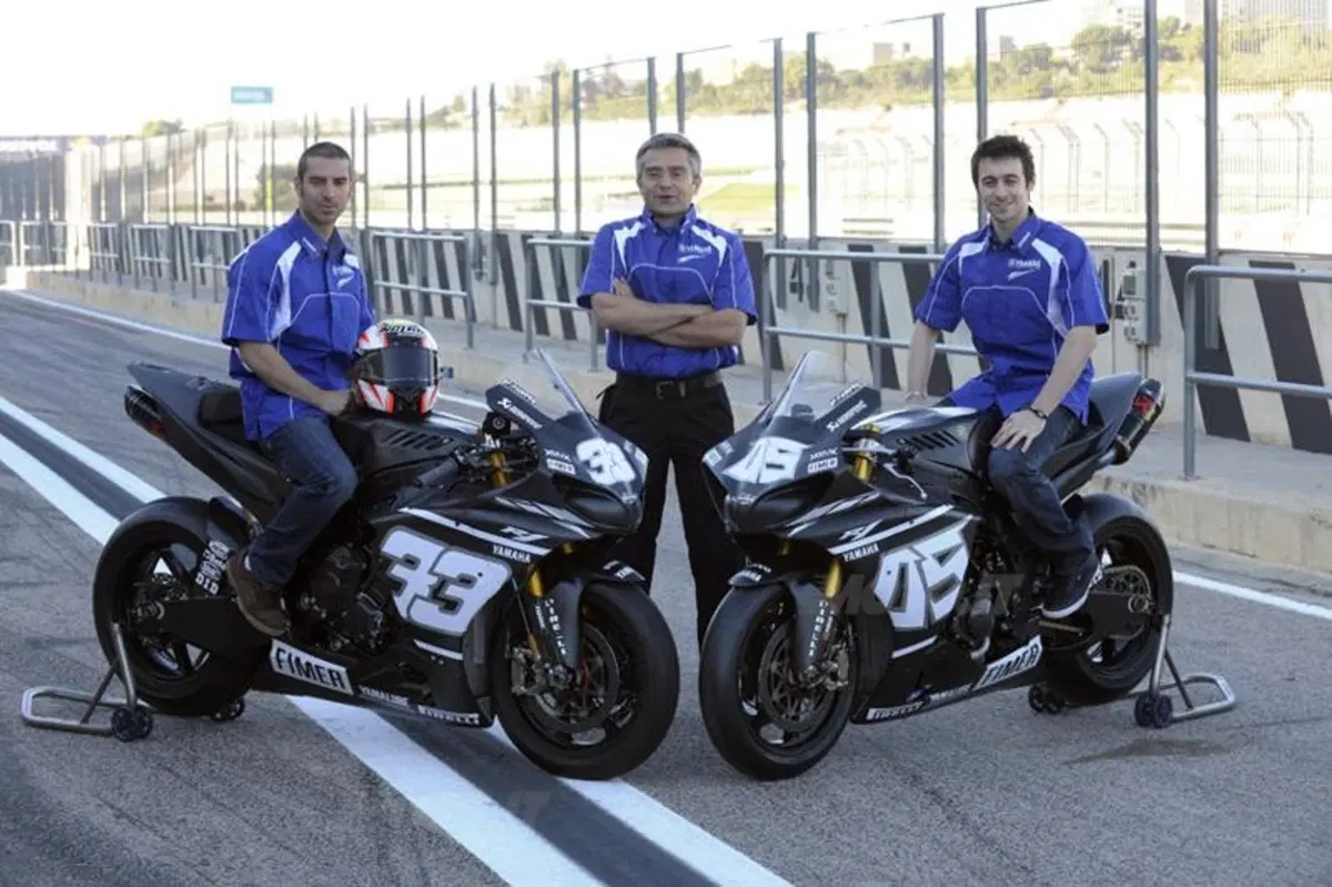 Test SBK. Melandri debutta sulla Yamaha Superbike (8)
