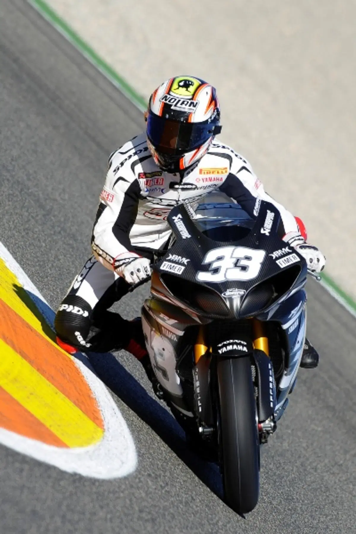 Test SBK. Melandri debutta sulla Yamaha Superbike (15)