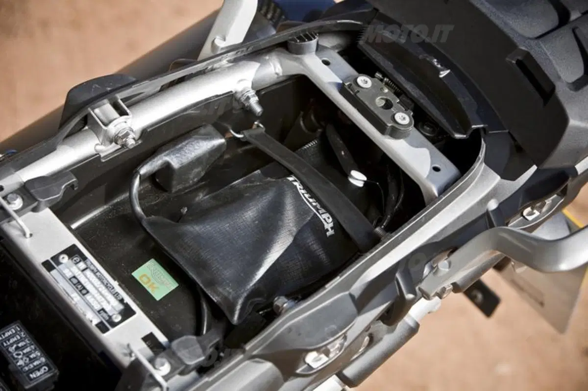 Triumph Tiger 800XC  (33)