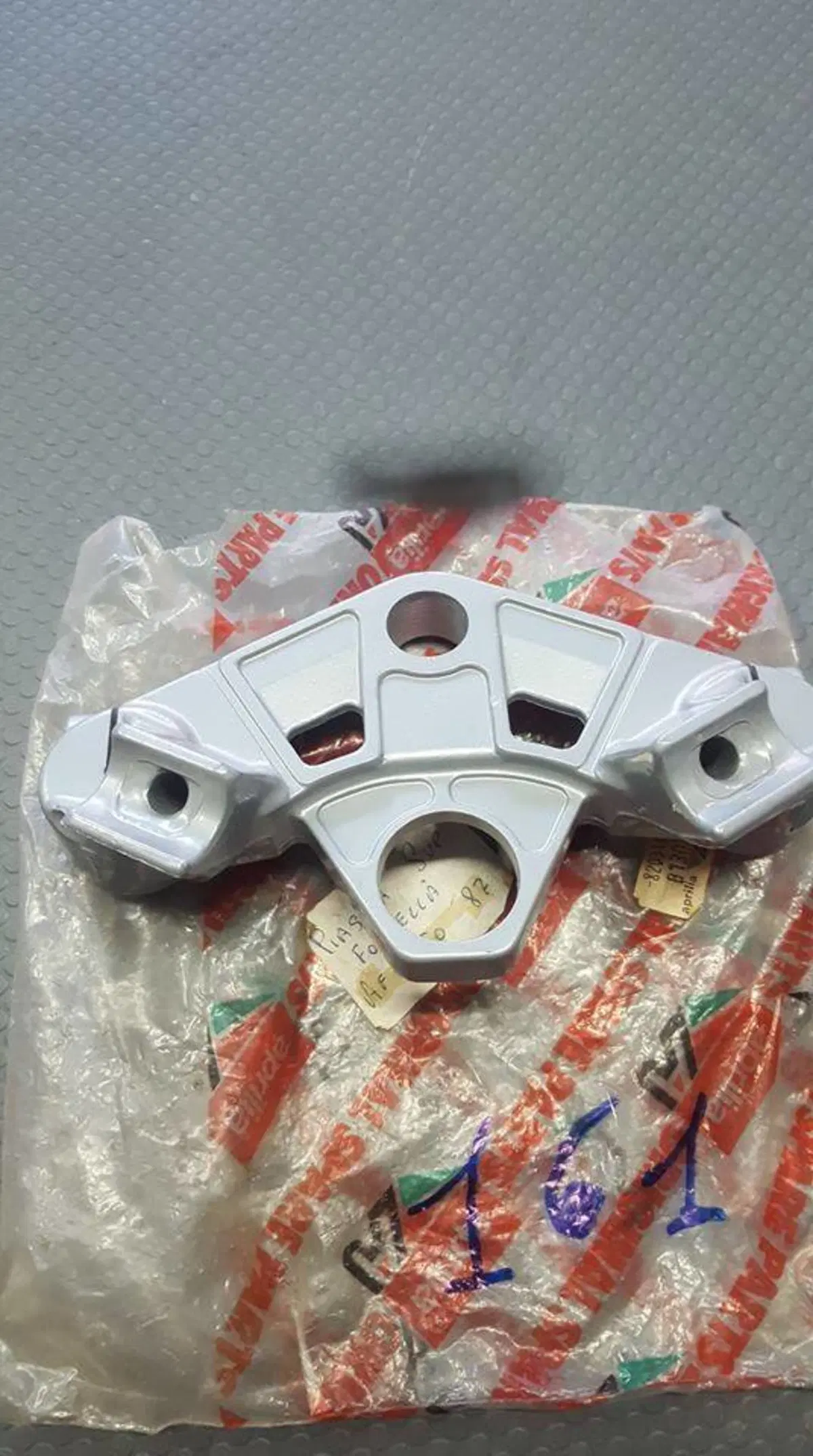 PIASTRA SUPERIORE APRILIA AF1 50