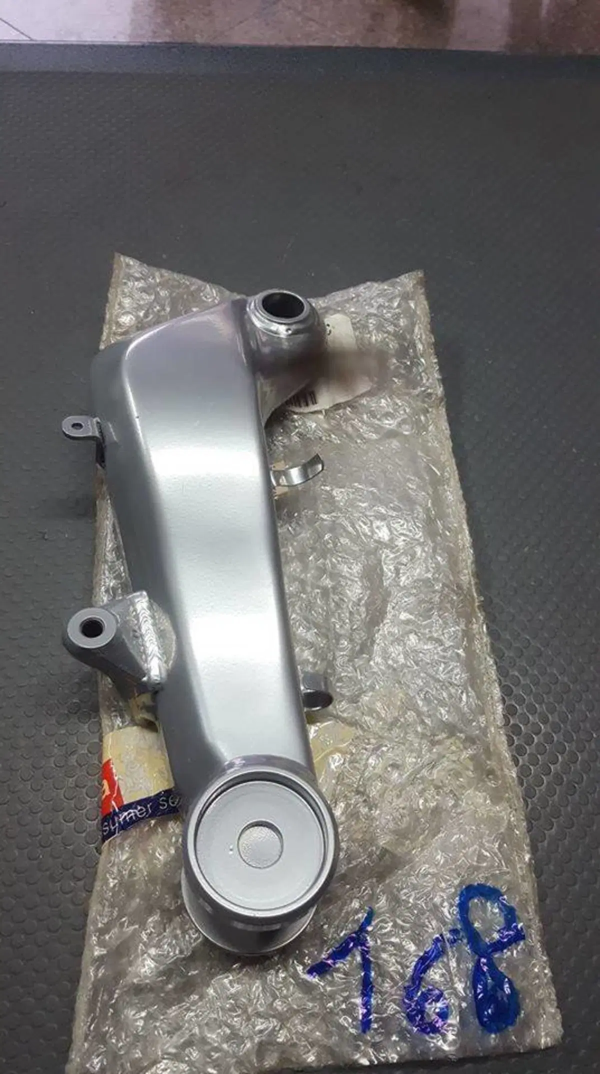BRACCIO FORCELLA APRILIA AREA 51 50