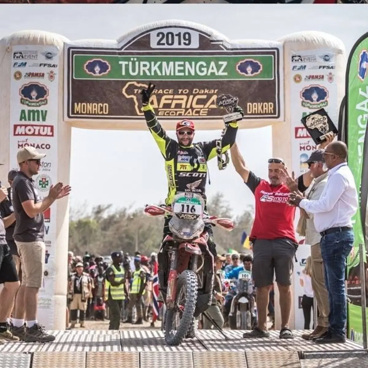 All'Africa Eco Race Simone Agazzi (Honda) chiude con un fantastico podio! (3)