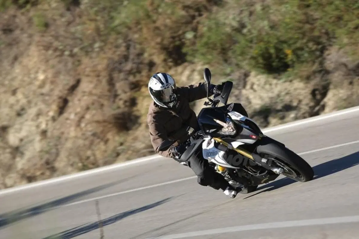 Aprilia Dorsoduro 1200 ABS - ATC  (8)