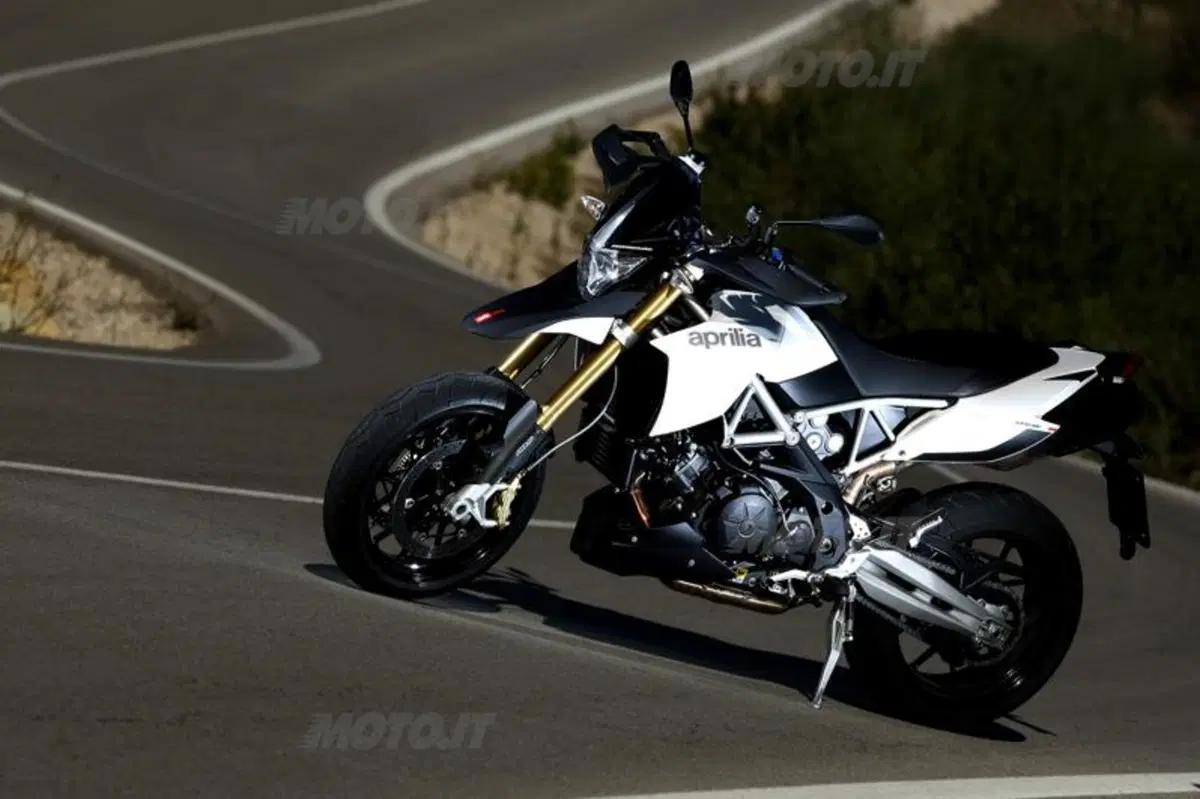Aprilia Dorsoduro 1200 ABS - ATC  (18)
