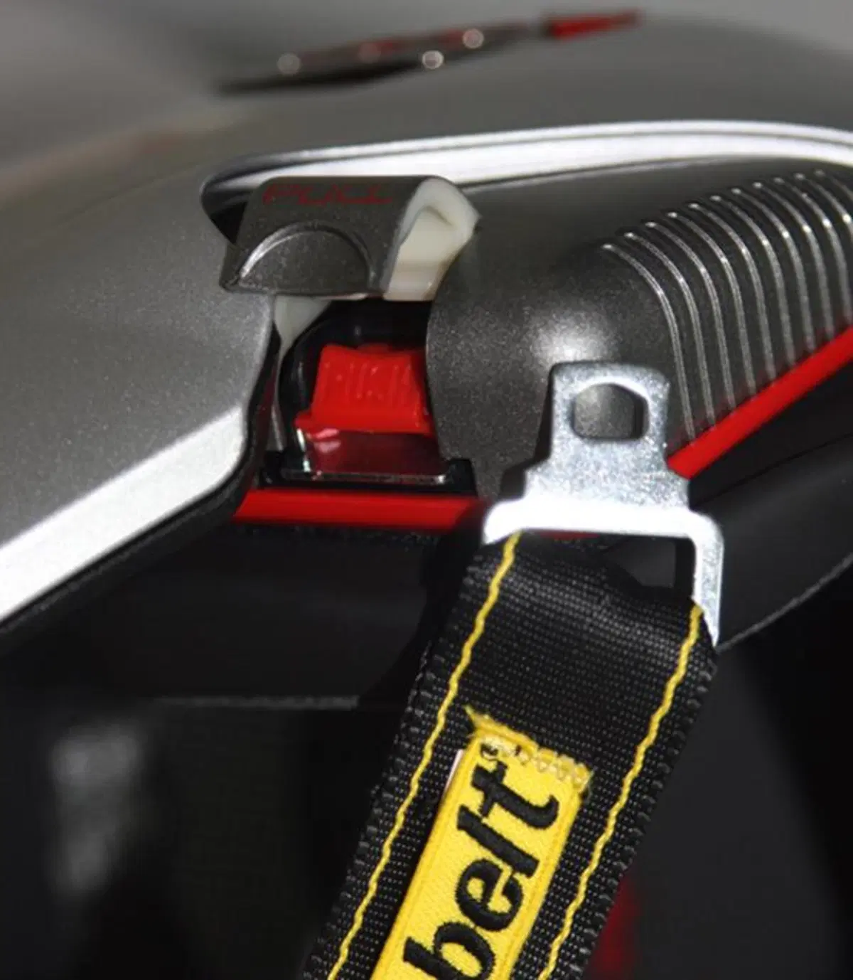 Casco Brembo B-Tech by New Max (4)