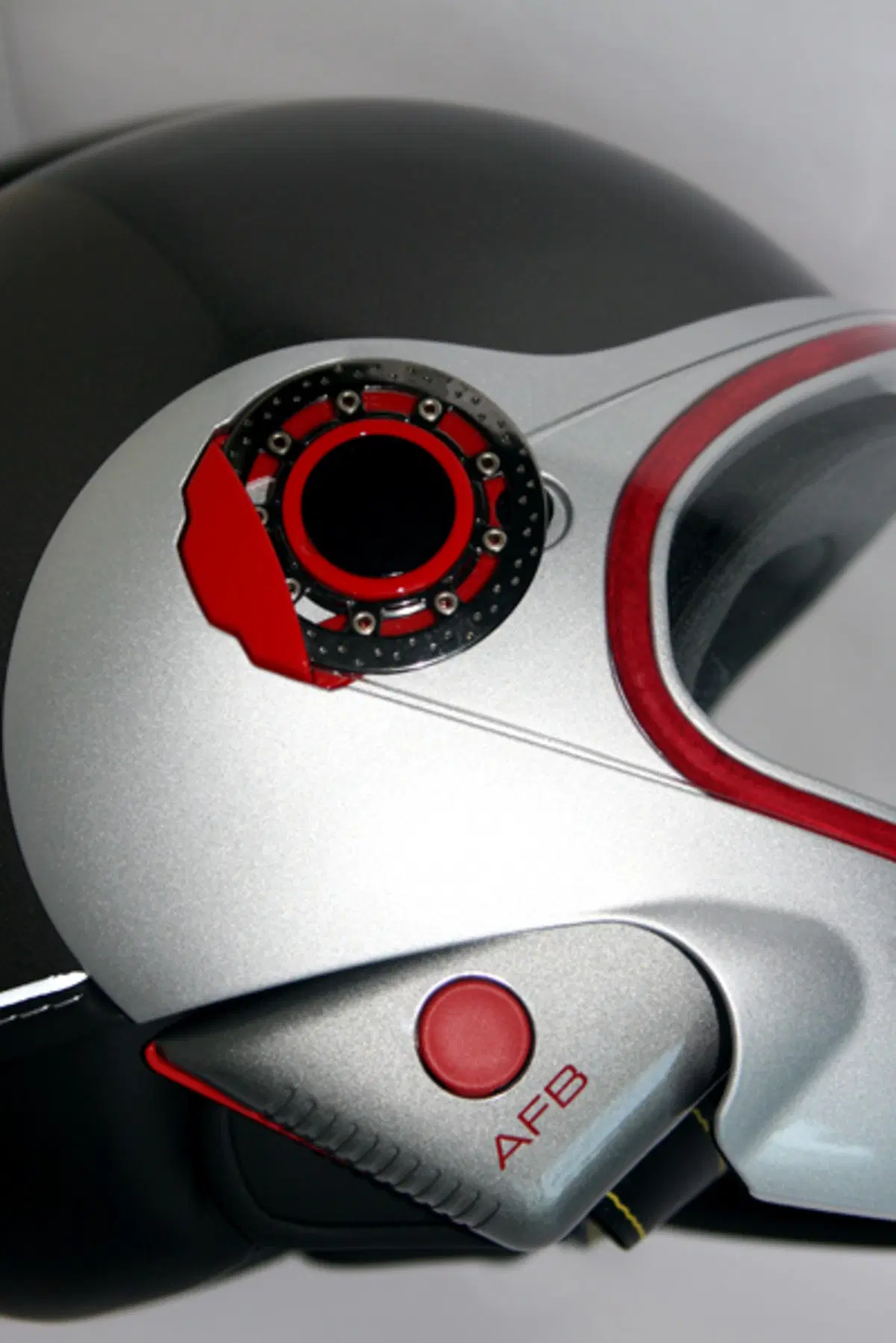 Casco Brembo B-Tech by New Max (5)