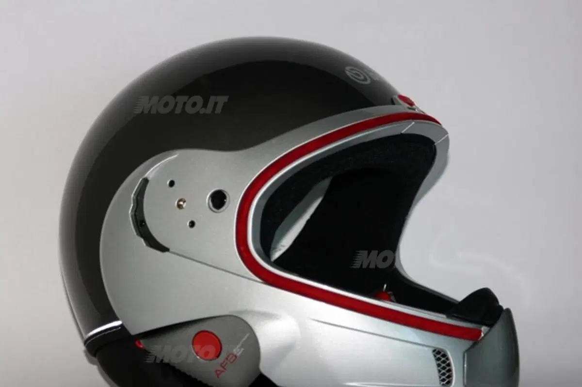 Casco Brembo B-Tech by New Max (9)