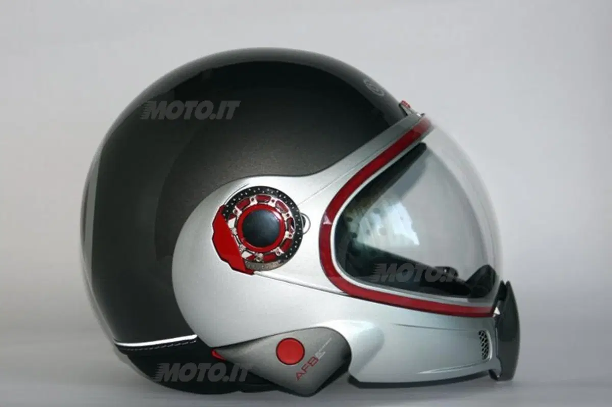 Casco Brembo B-Tech by New Max (12)