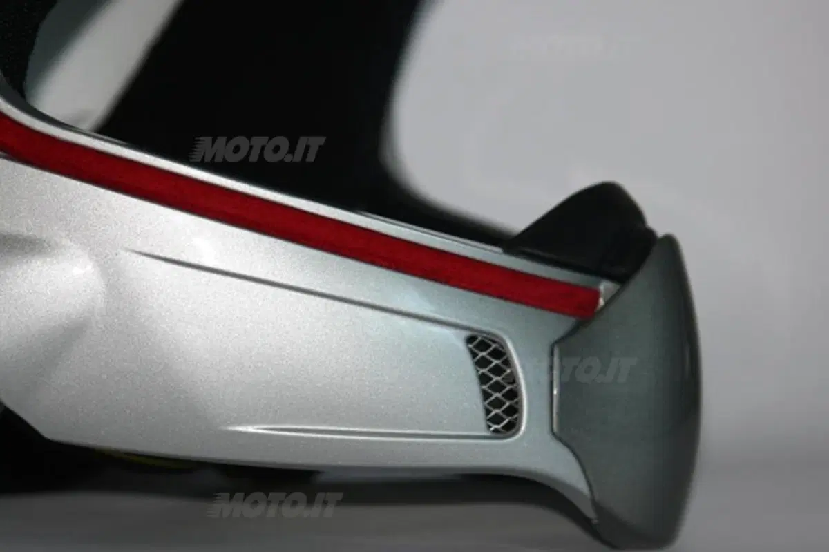 Casco Brembo B-Tech by New Max (20)