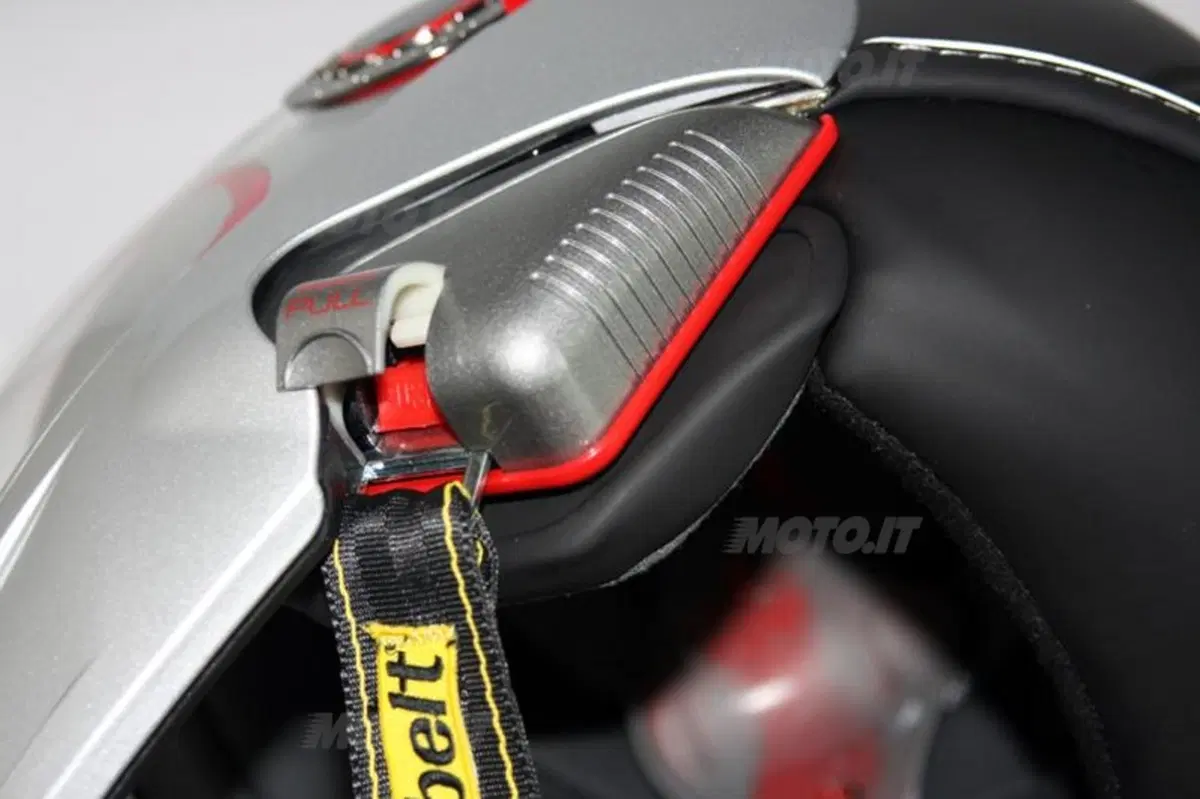 Casco Brembo B-Tech by New Max (23)