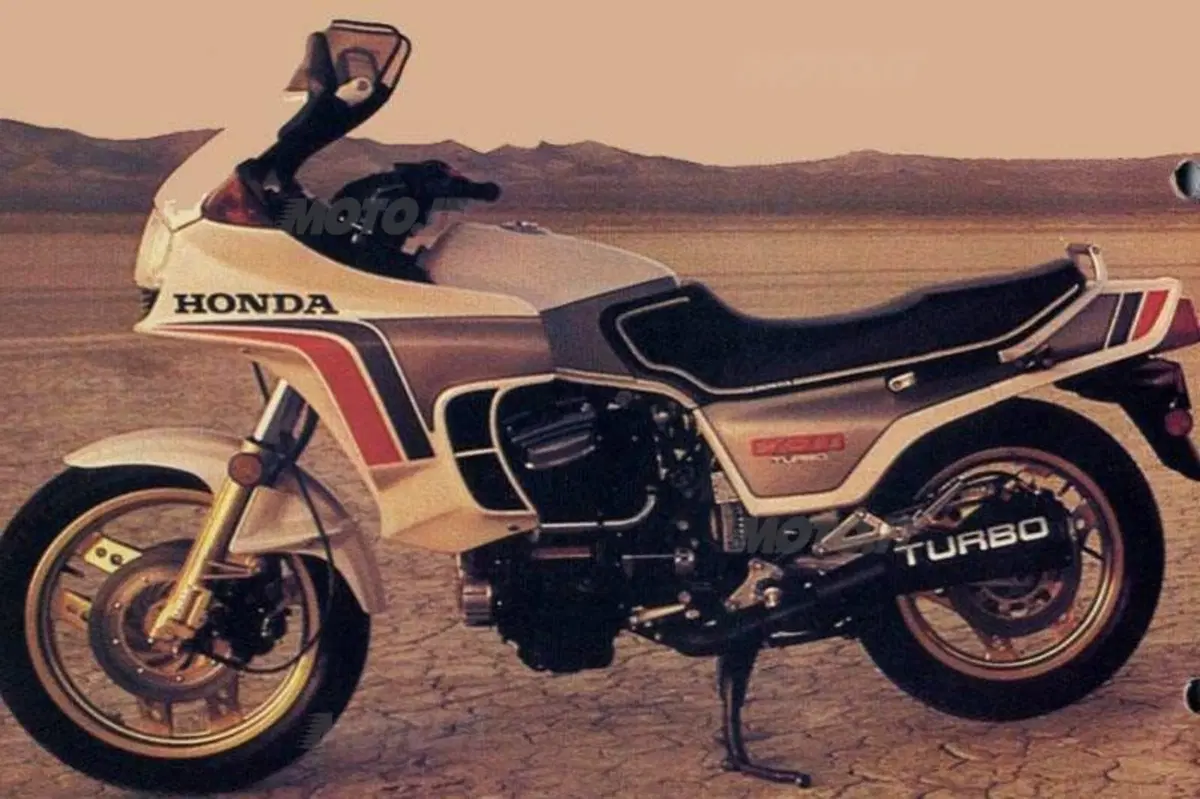 Massimo Clarke: "Le moto sovralimentate" (6)