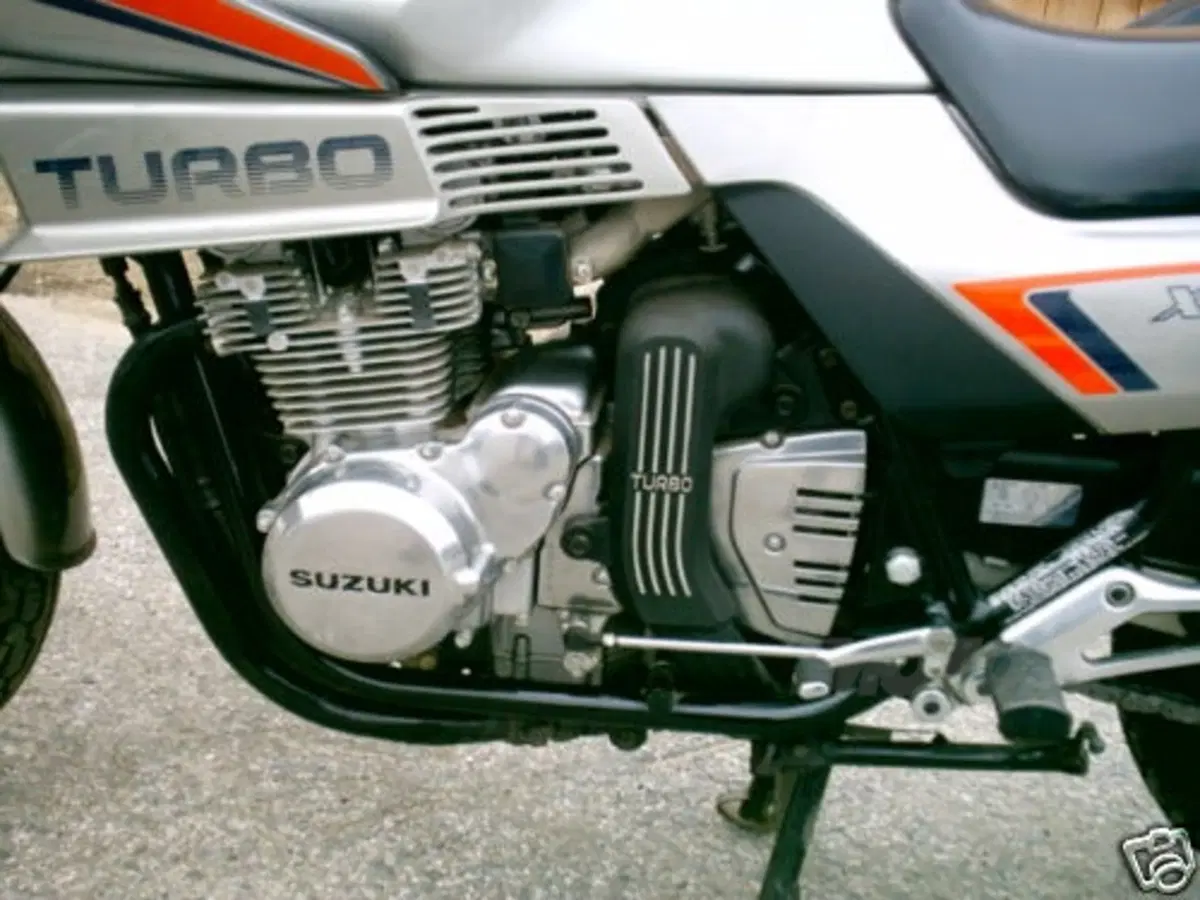 Massimo Clarke: "Le moto sovralimentate" (7)