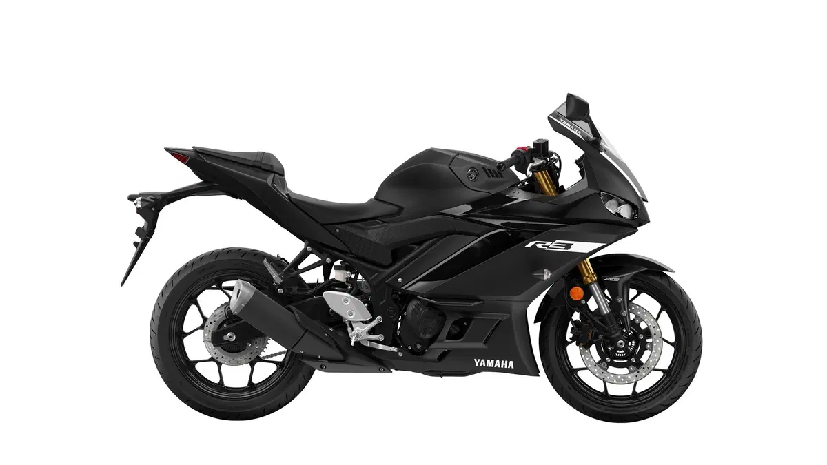 Yamaha YZF-R3, TEST in strada e in pista [Video] (7)