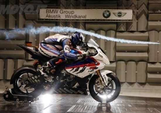 BMW S 1000 RR SBK. Corser e Haslam nella galleria del vento