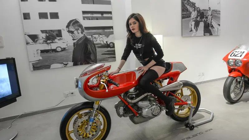 MBE: la Ducati "Rino Caracchi Tribute" debutta in societ&agrave;