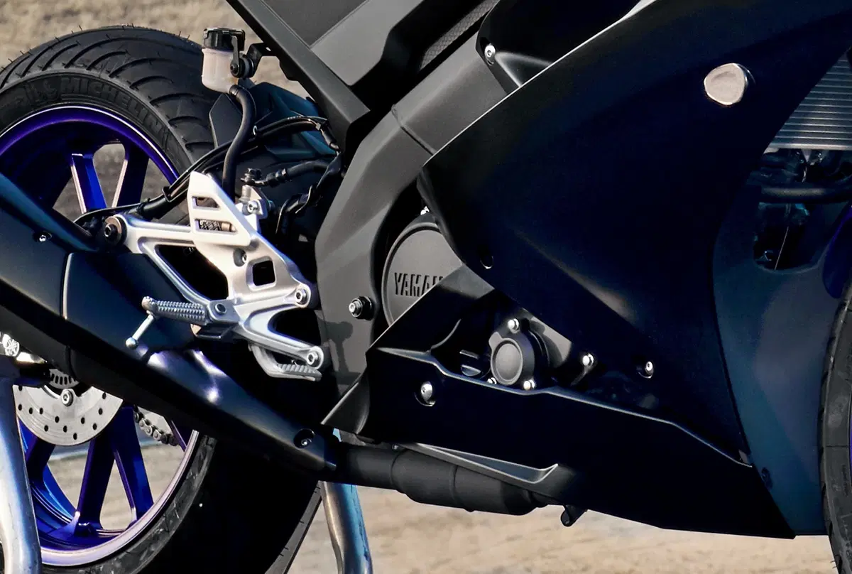 Yamaha YZF-R125 2019, TEST: carattere da vera sportiva (9)