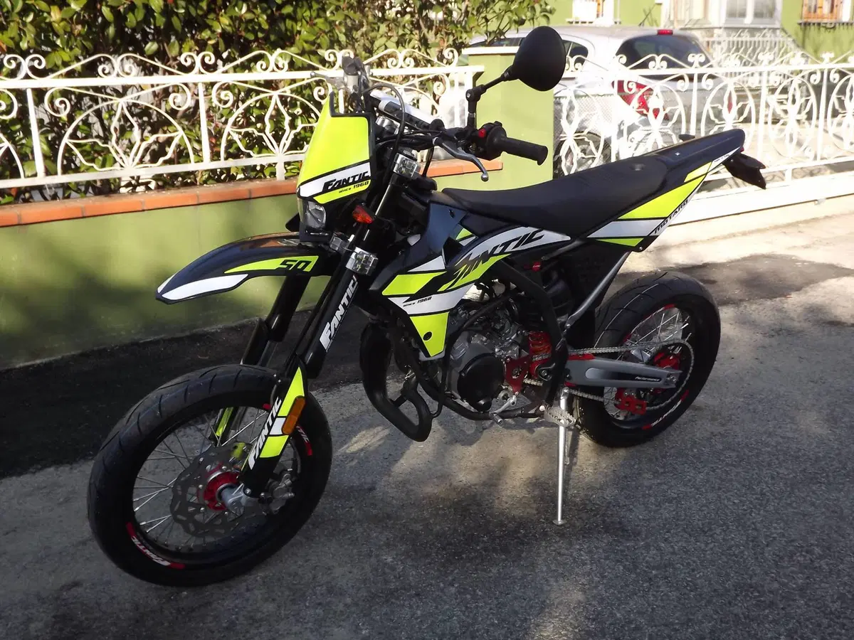 Fantic Motor Motard 50 Performance 2t (2020)