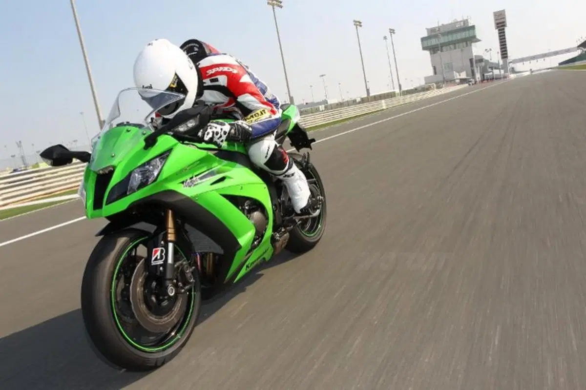 Kawasaki Ninja ZX-10R 