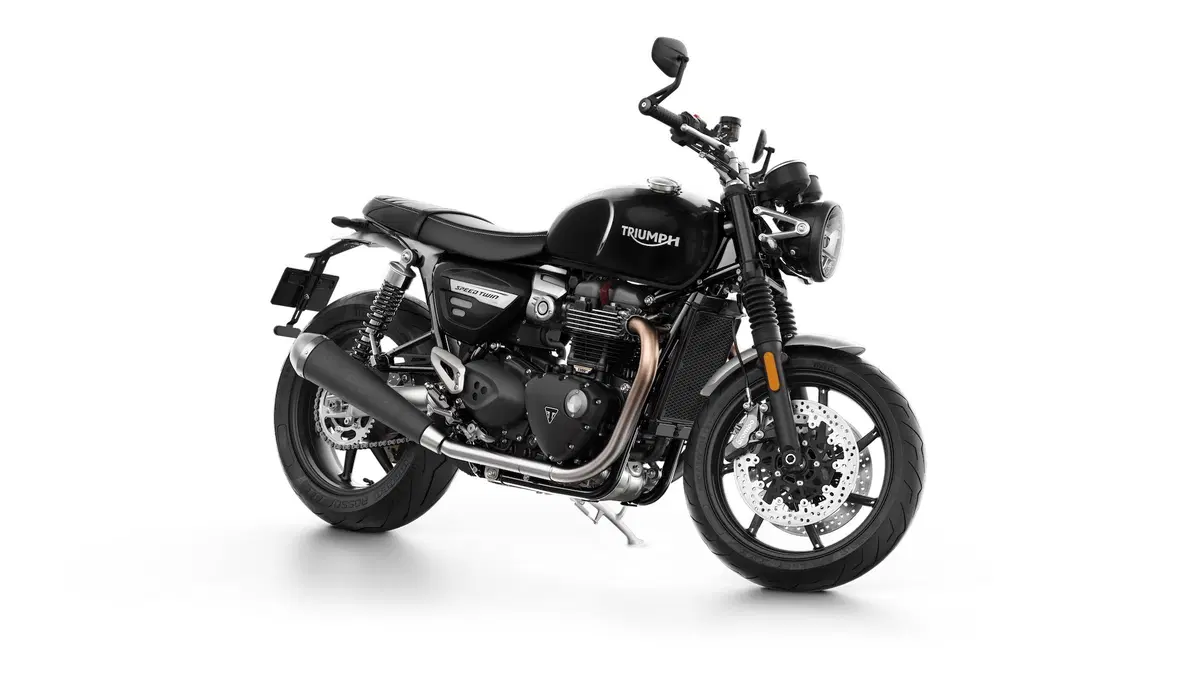 Triumph Speed Twin. Bella e brava (2)
