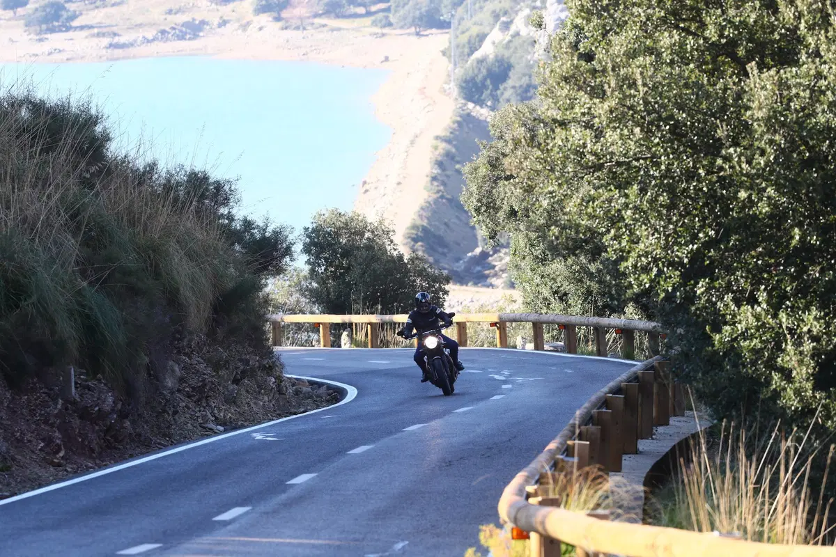 Triumph Speed Twin. Bella e brava (10)