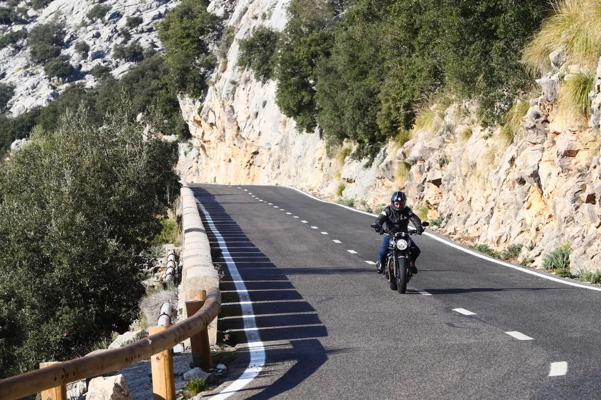 Triumph Speed Twin. Bella e brava (11)