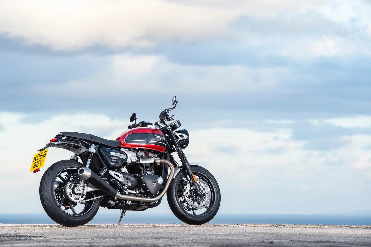 Triumph Speed Twin. Bella e brava (19)