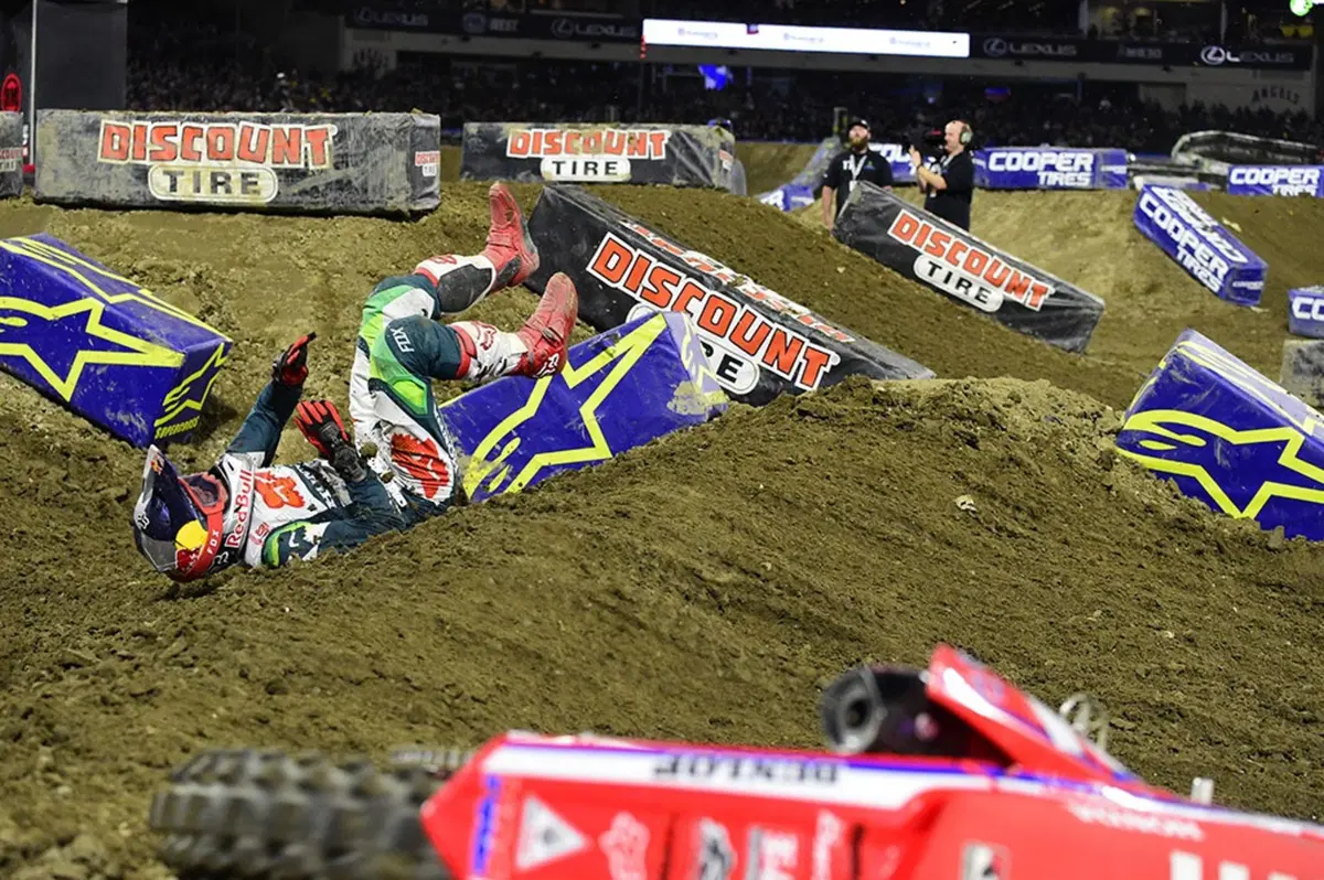 SX. Roczen: “La caduta mi è costata il podio” (15)