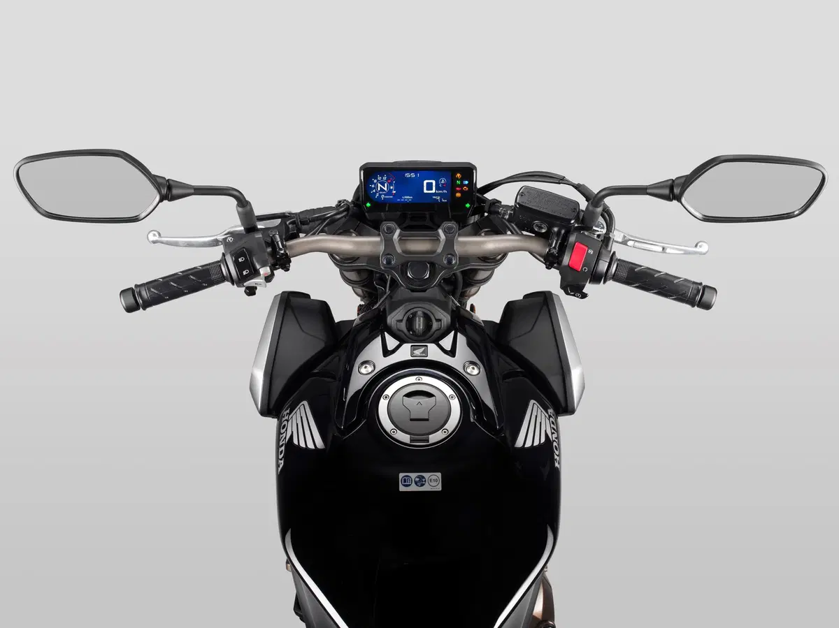 Honda CB650R. La media che mancava (2)