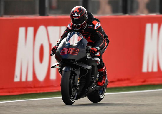 Jorge Lorenzo salterà i test di Sepang [AGGIORNATO]