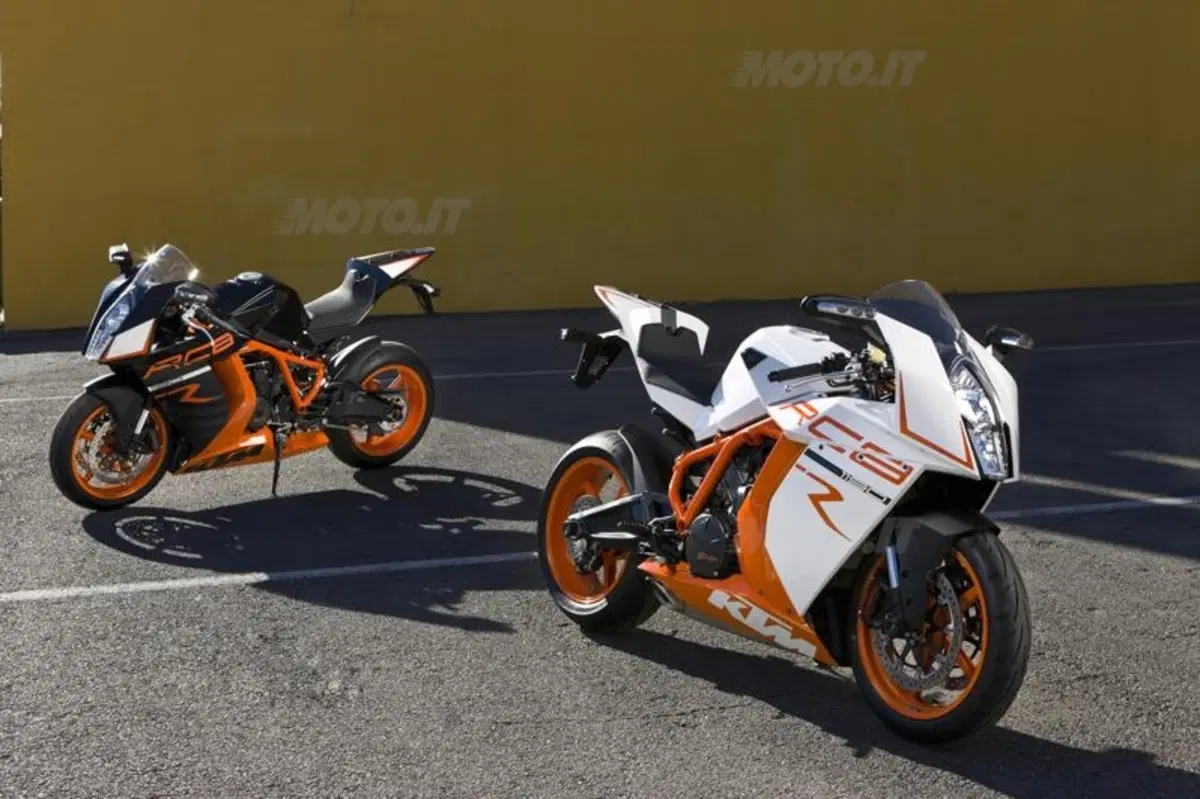 KTM RC8R  (14)