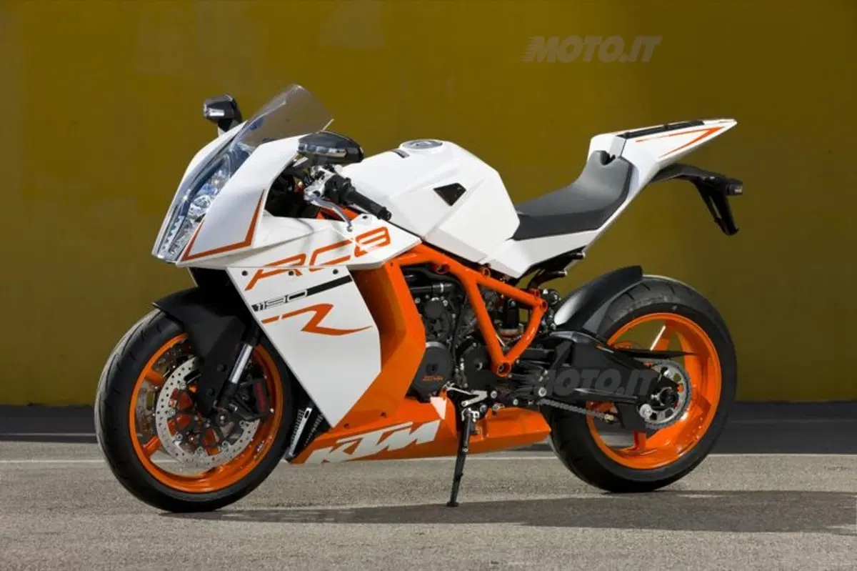 KTM RC8R  (18)