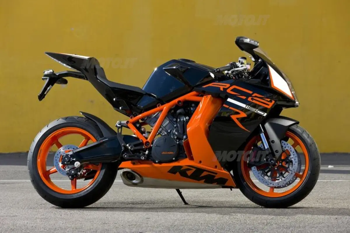 KTM RC8R  (21)