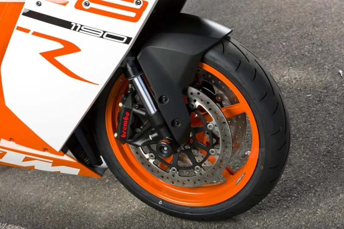 KTM RC8R  (27)
